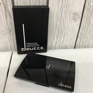 Douccc Freematic Eyeshadow Pro Palette